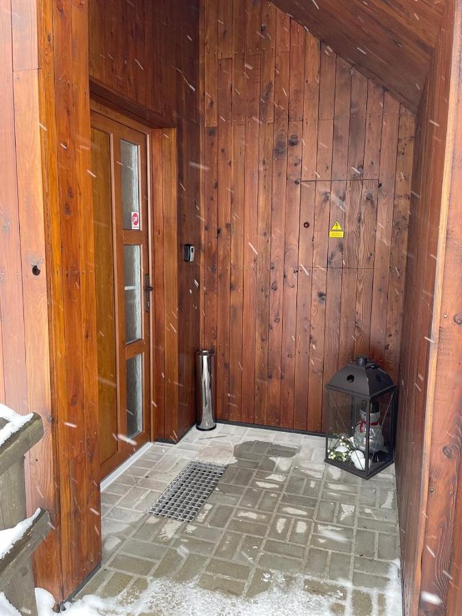Garage Harrachov Leilighet Eksteriør bilde